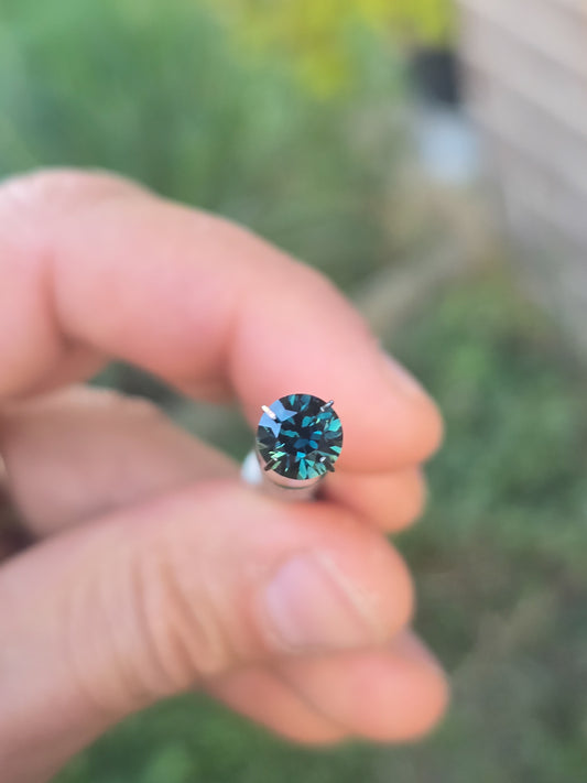 Round Teal Sapphire 1.45ct (7.09mm)