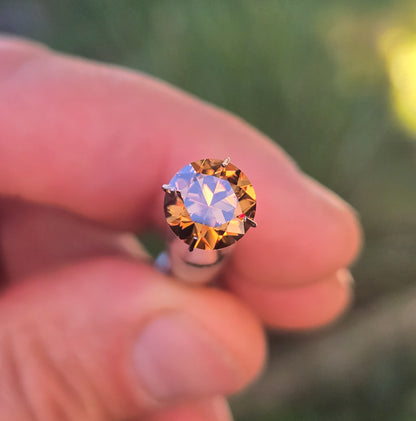 Round Amber Zircon 3.15ct
