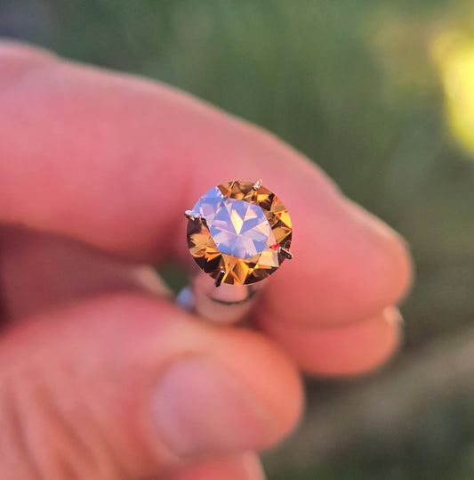 Round Amber Zircon 3.15ct