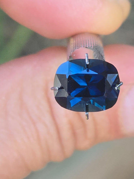 Oval Cut Blue Ocean Sapphire 5.5ct