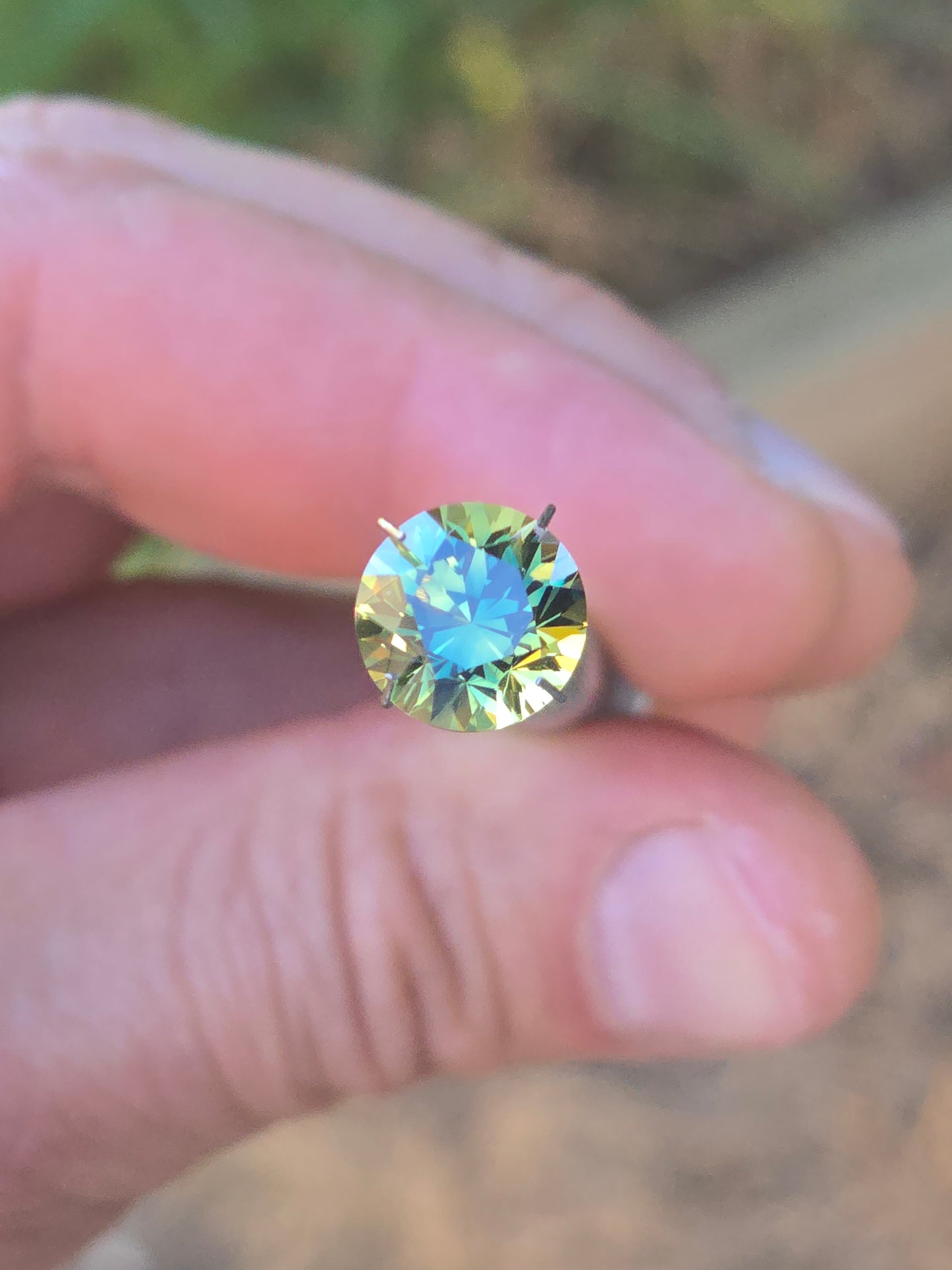 Round Parti Sapphire (No Heat) 5.07ct