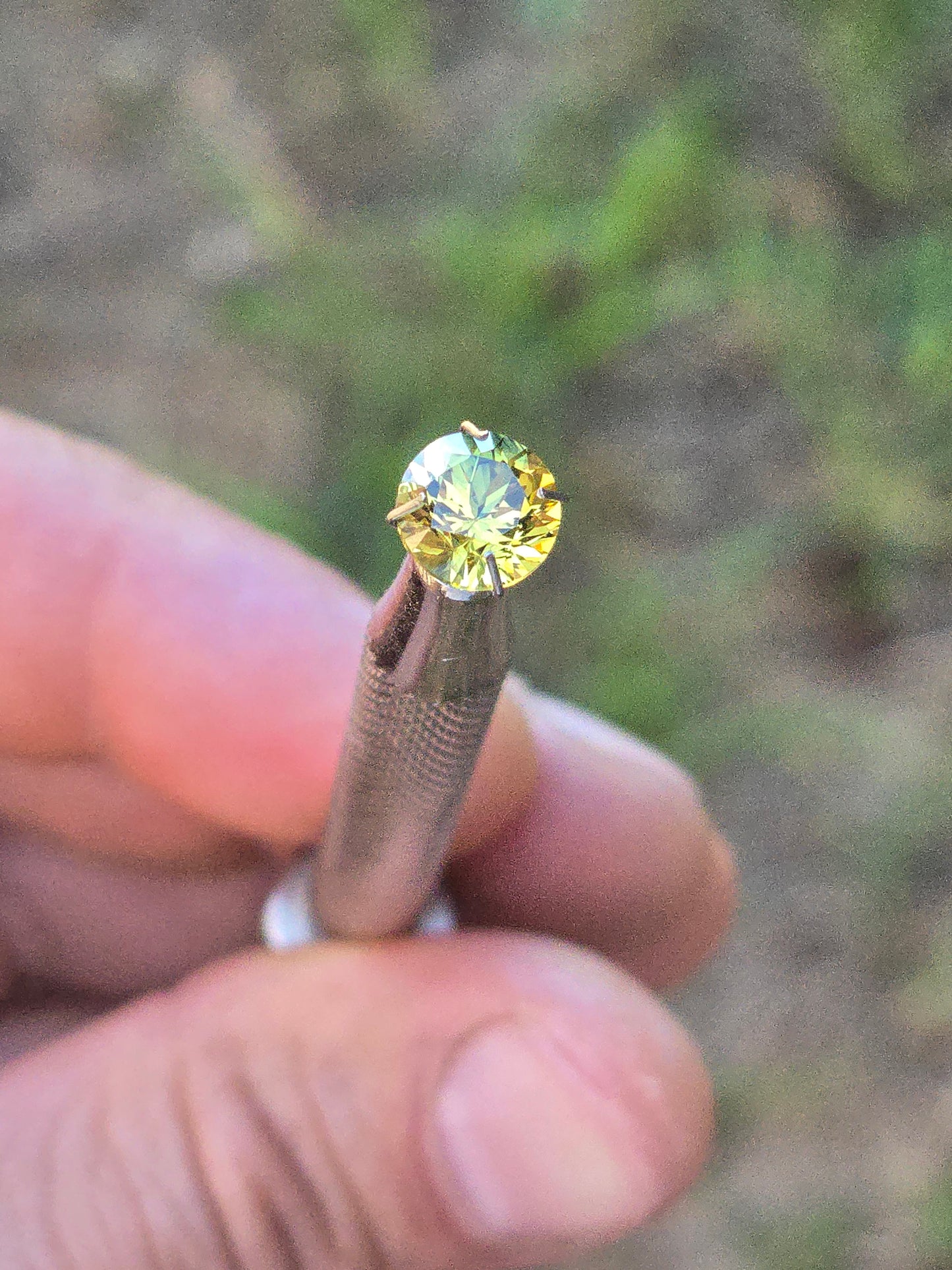 Round Parti Sapphire (No Heat) 2.05ct