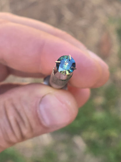 Round Parti Sapphire (No Heat) 1.05ct