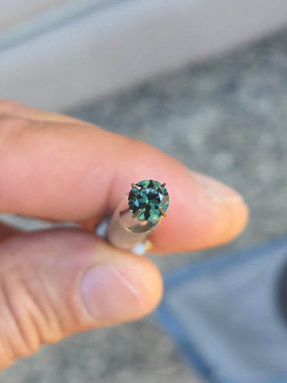 Round Cut Teal Sapphire 1.05ct