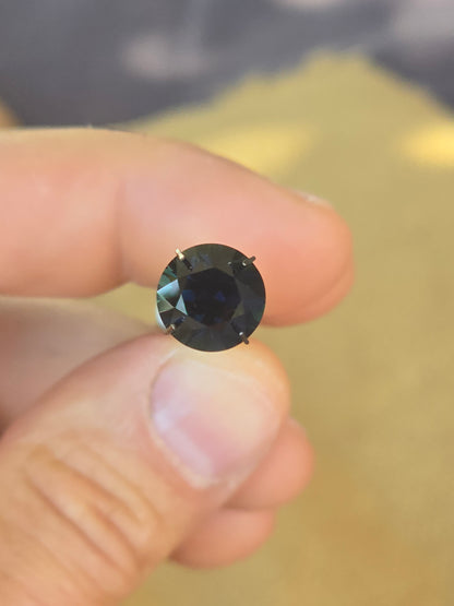 Round Cut Midnight Blue Sapphire 4.45ct