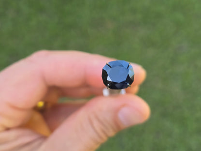 Ovel Midnight Blue Sapphire 5.25ct