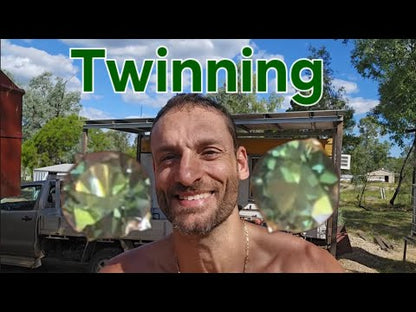 Round Cut Teal Sapphire 1.01ct